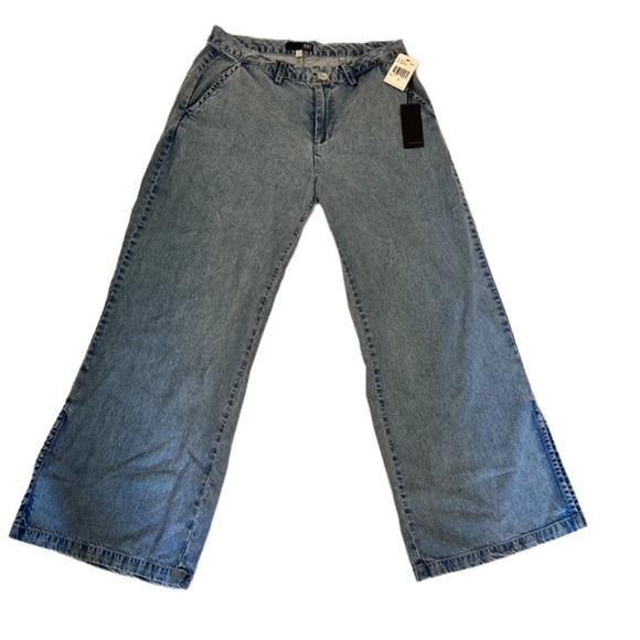 KUT from the Cloth Medium Wash Cotton Blend Wide leg Jeans. Size 6 NWT - Picture 1 of 13